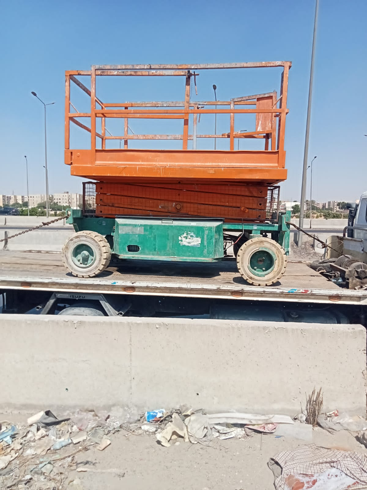 سيزر لفت جاهز للنقل والتوريد
